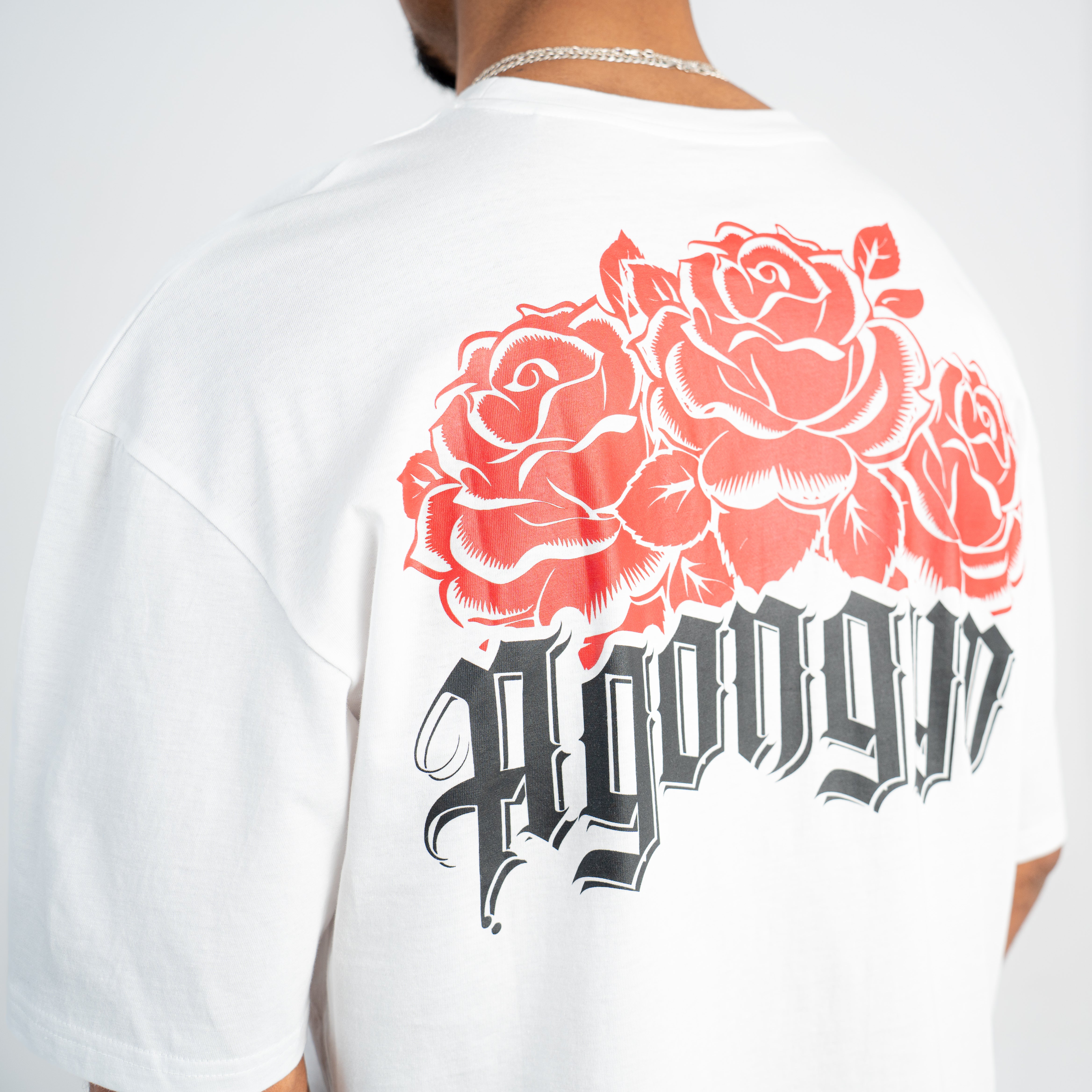 OVERSIZE ROSES - WHITE