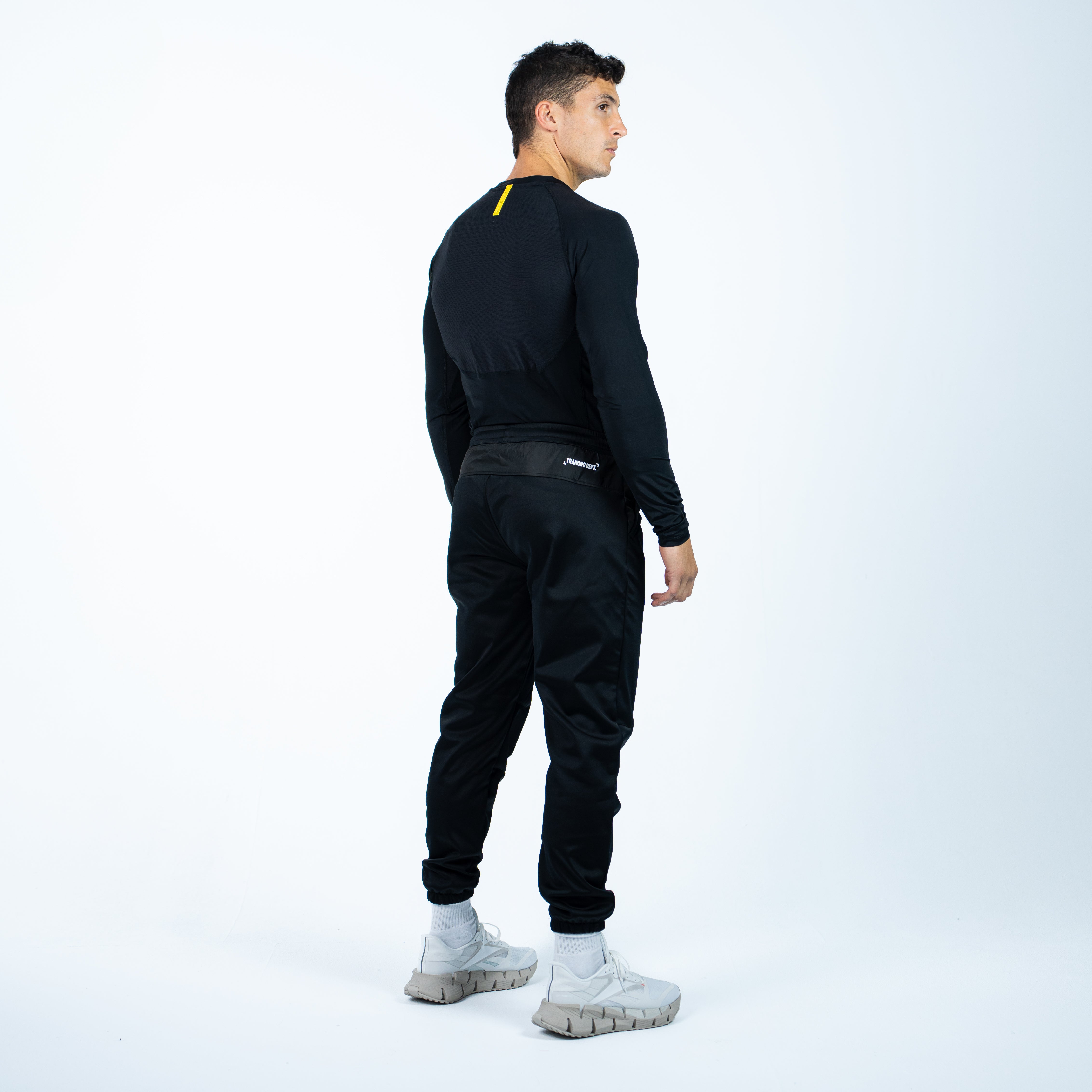 TRAINING DEPARTMENT LONG TECH T-SHIRT - BLACK