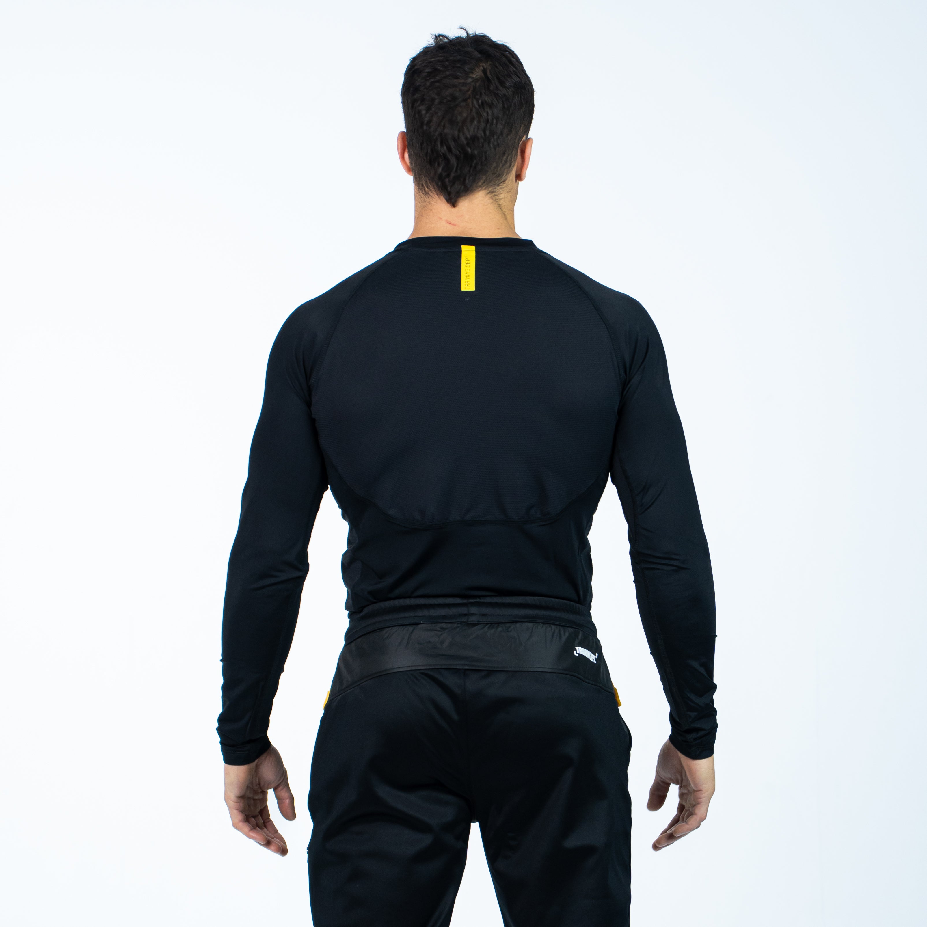 TRAINING DEPARTMENT LONG TECH T-SHIRT - BLACK