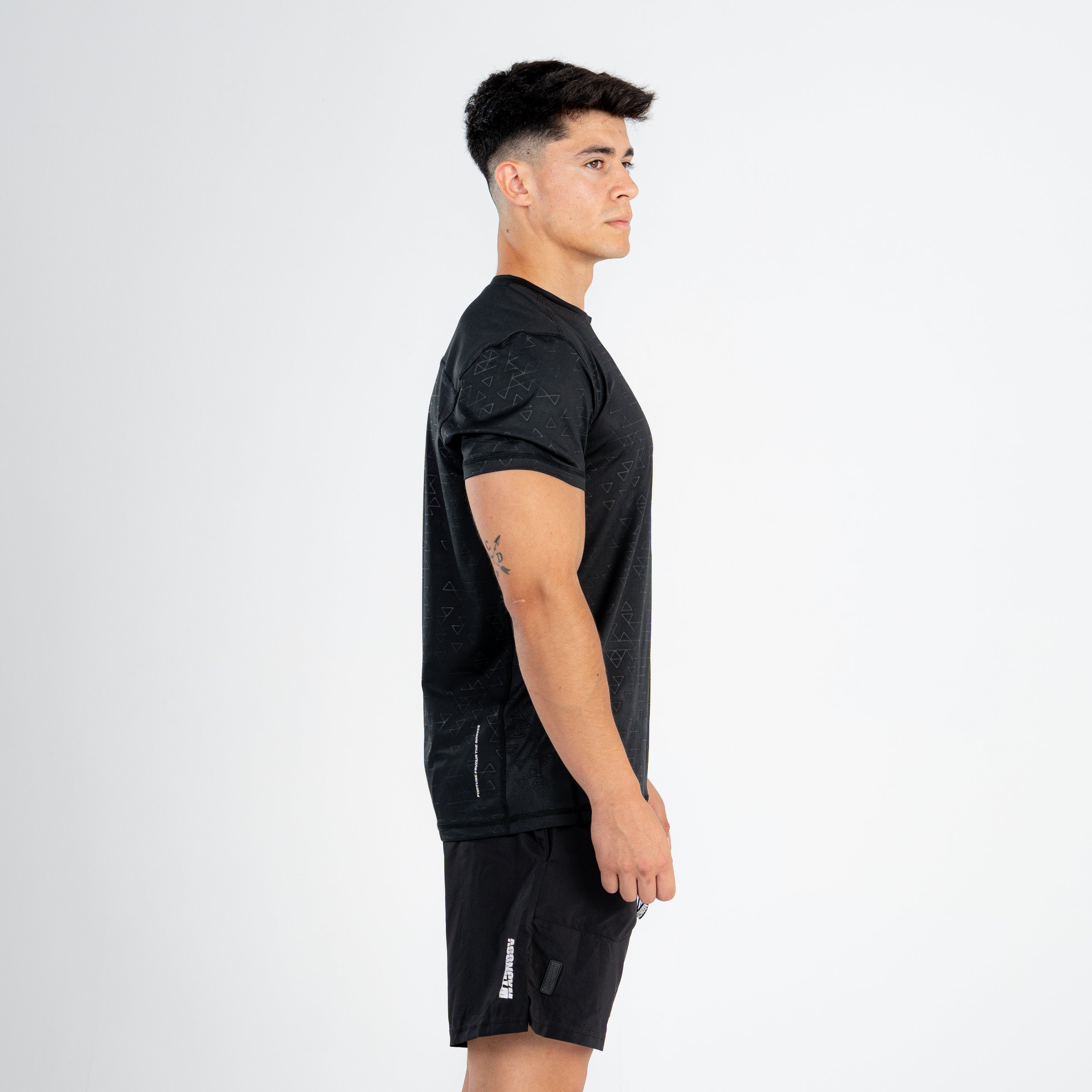 APEX PERFORMANCE T-SHIRT - BLACK