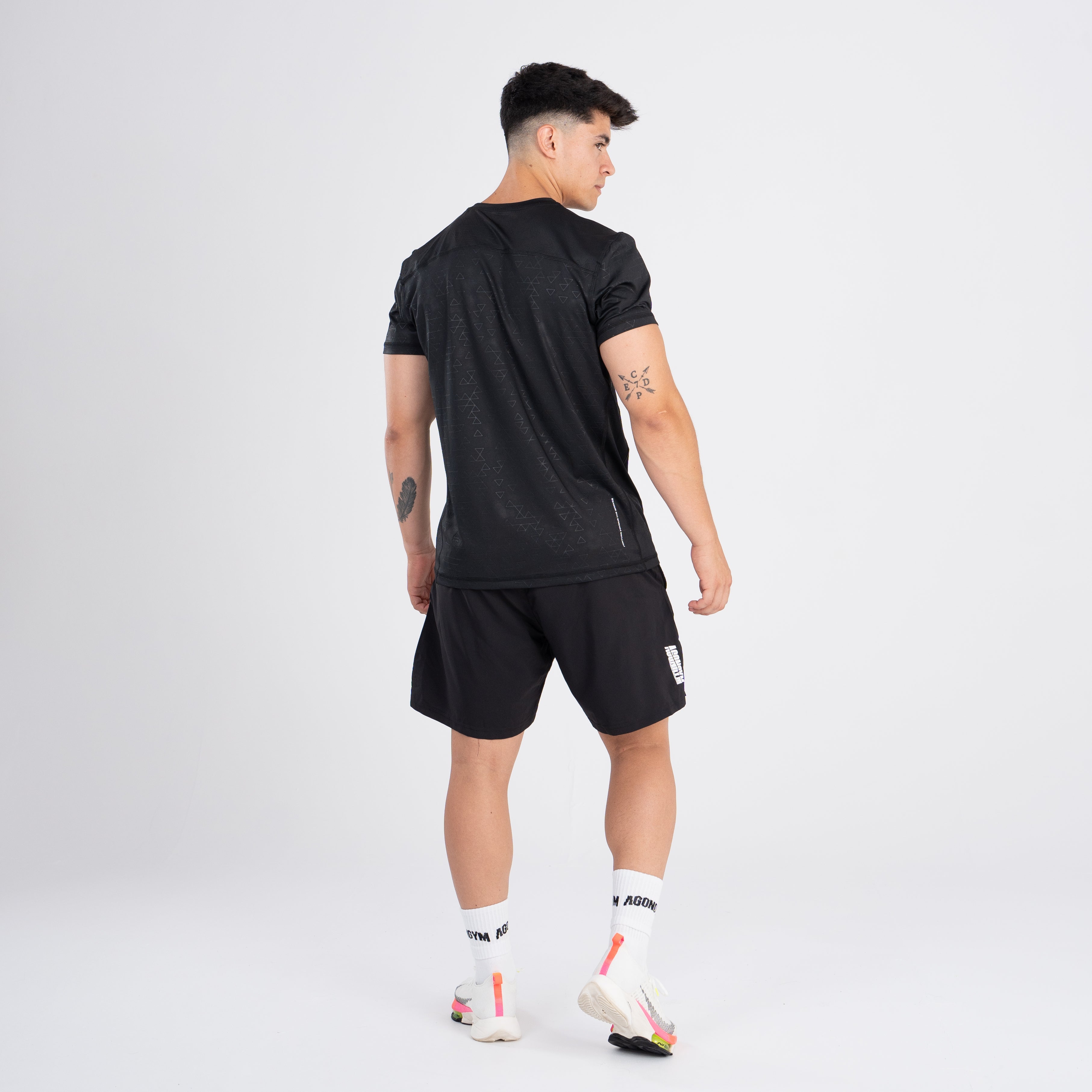 APEX PERFORMANCE T-SHIRT - BLACK