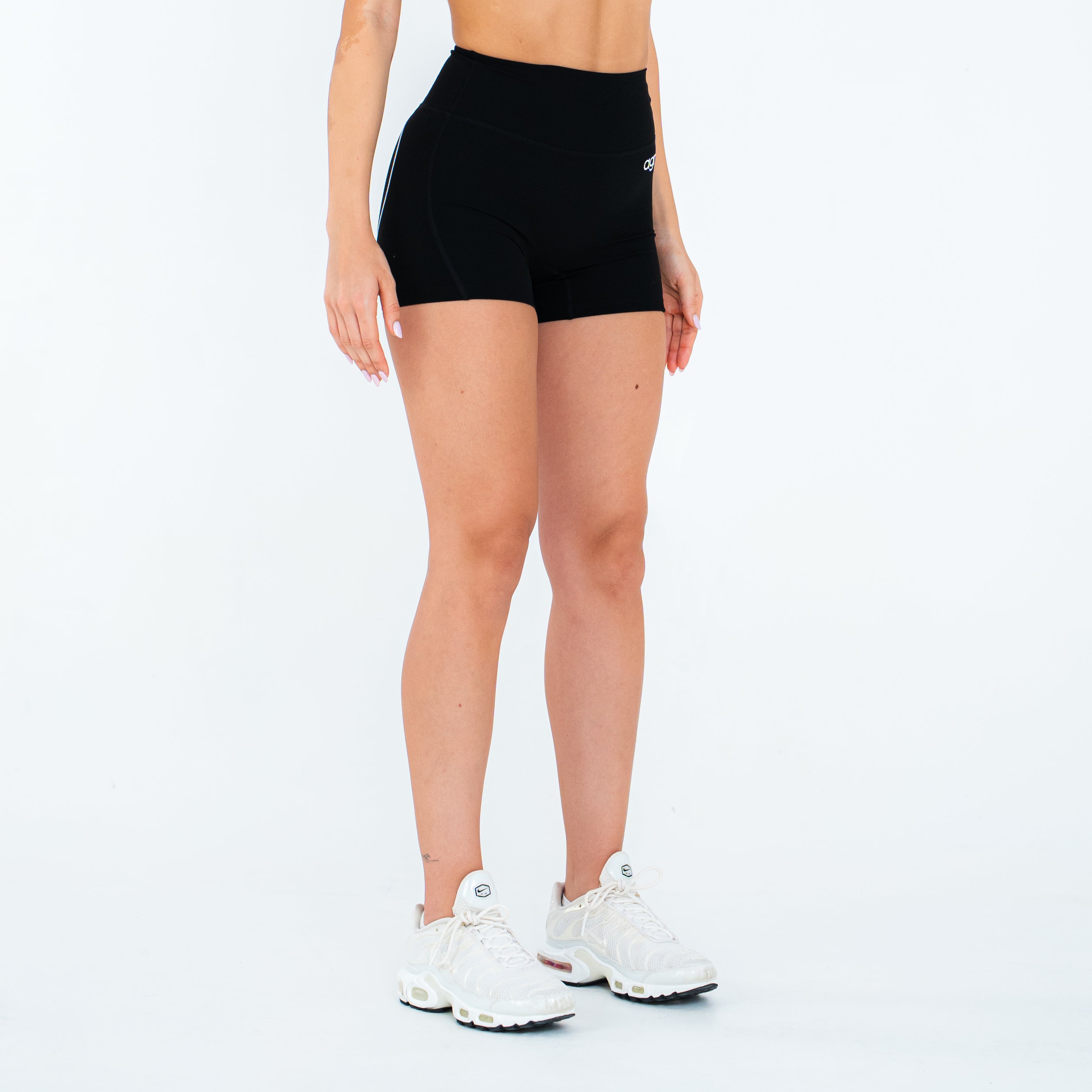 SHORT RETRO VBZ - BLACK