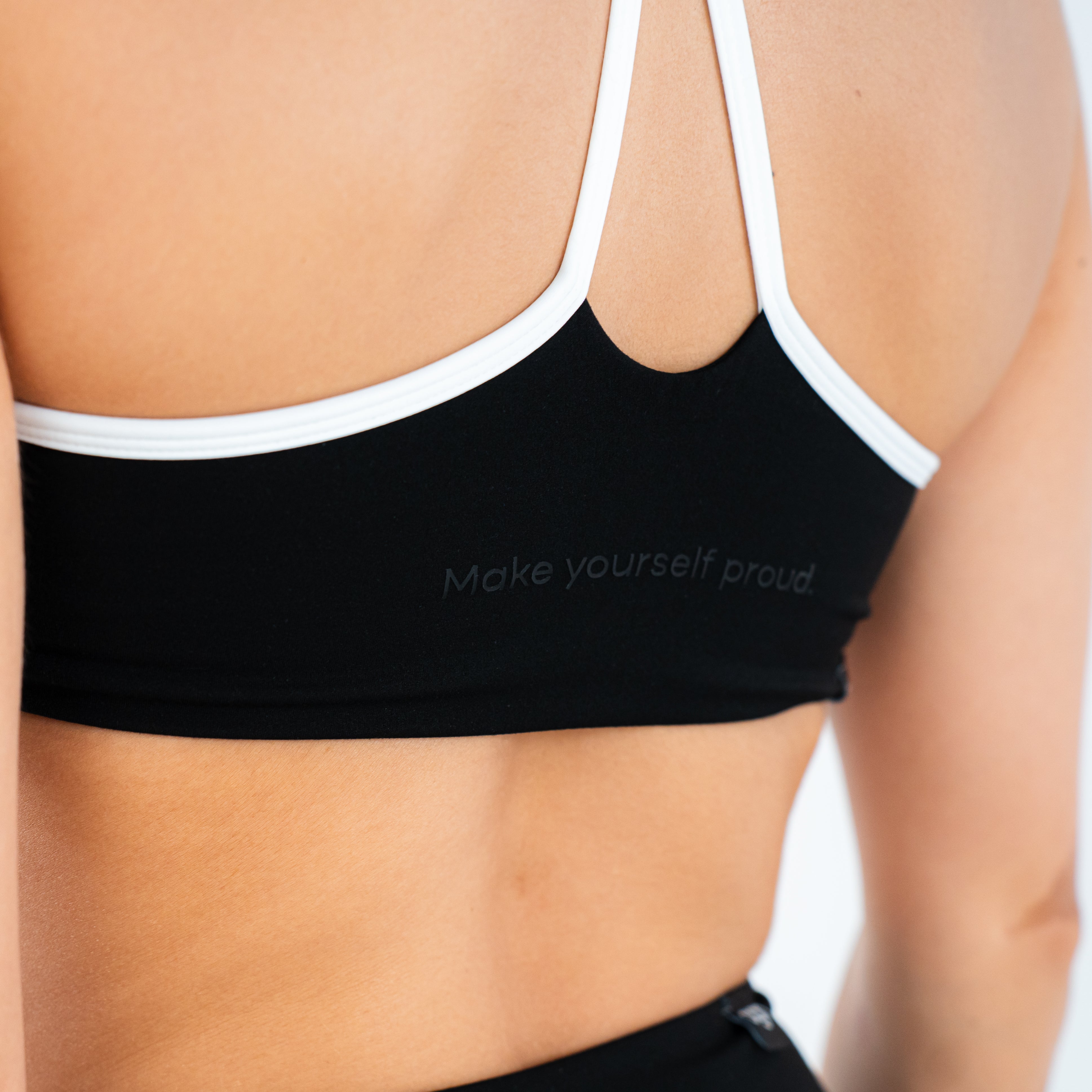 TOP RETRO VBZ - BLACK