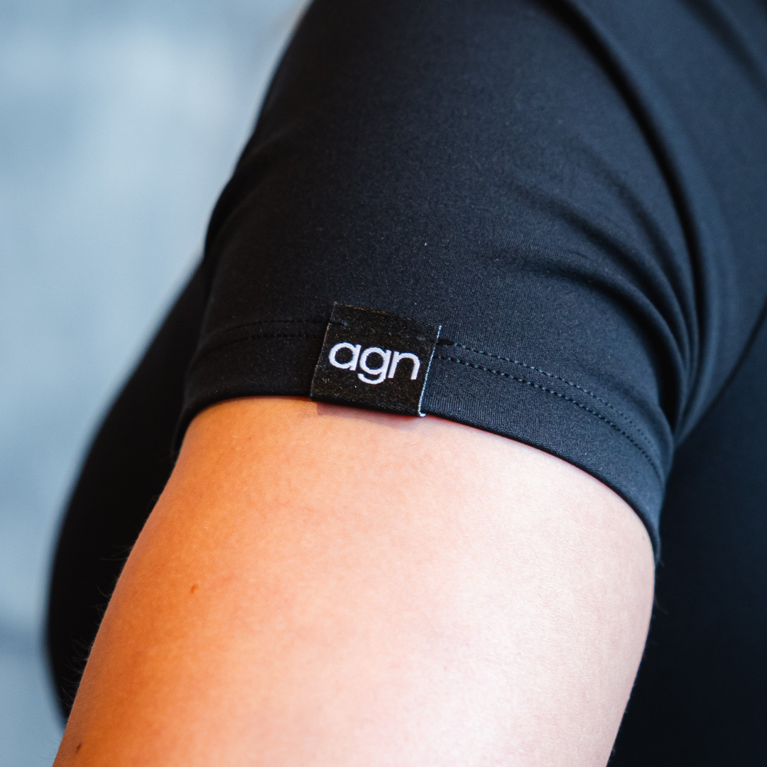 CROP TOP HOMY - BLACK