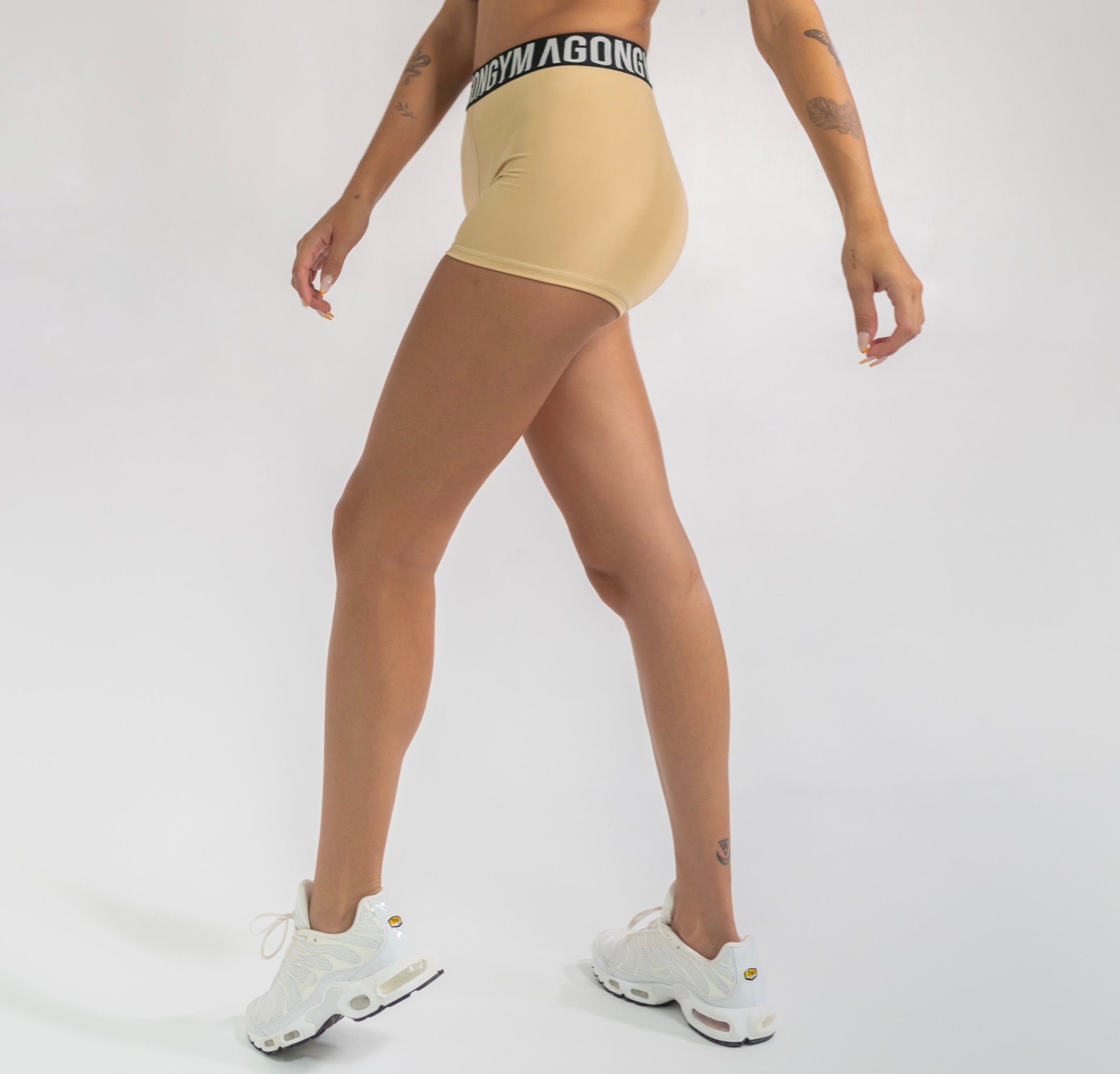 SIGNATURE SHORT - BEIGE