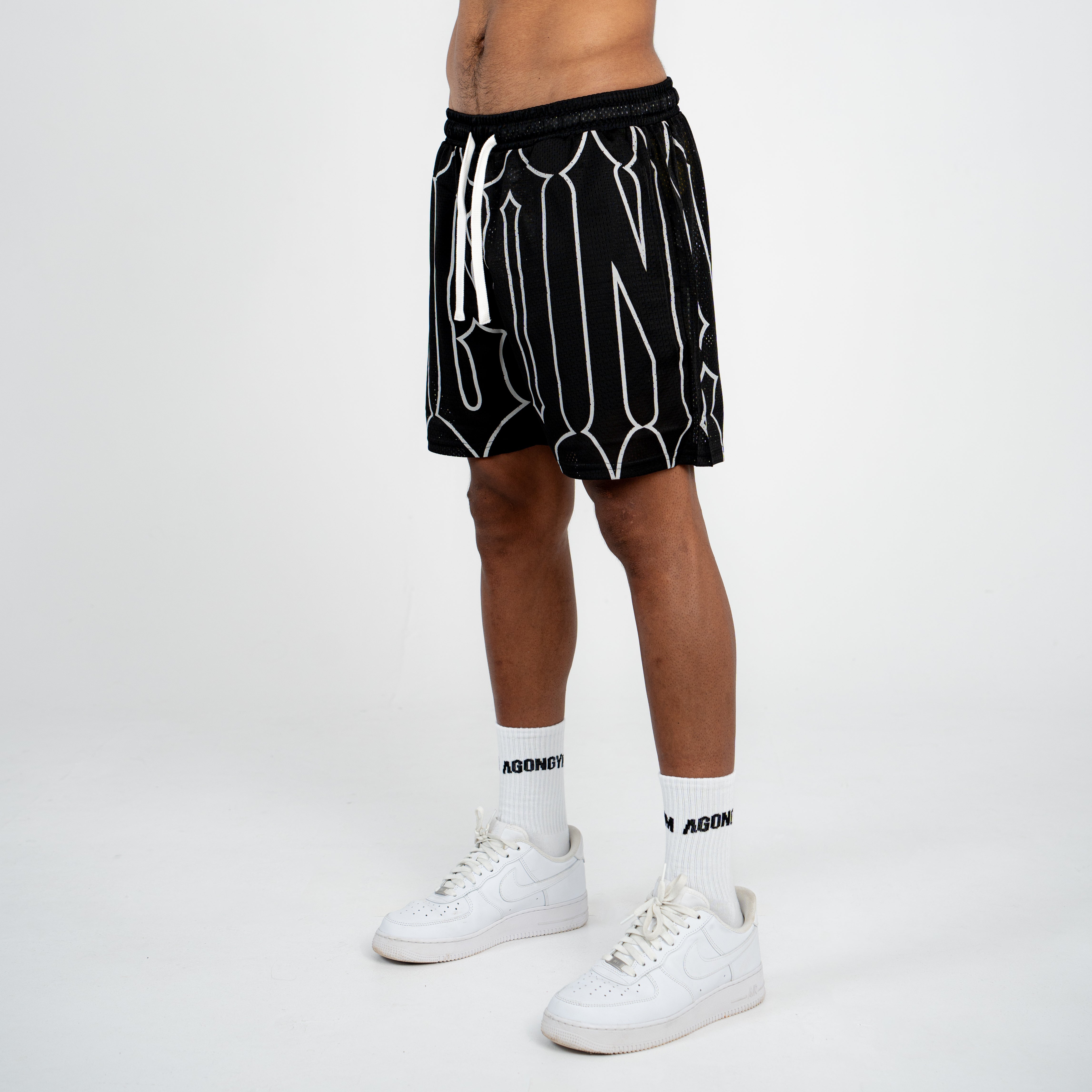 MADNESS AMBITION SHORT - BLACK