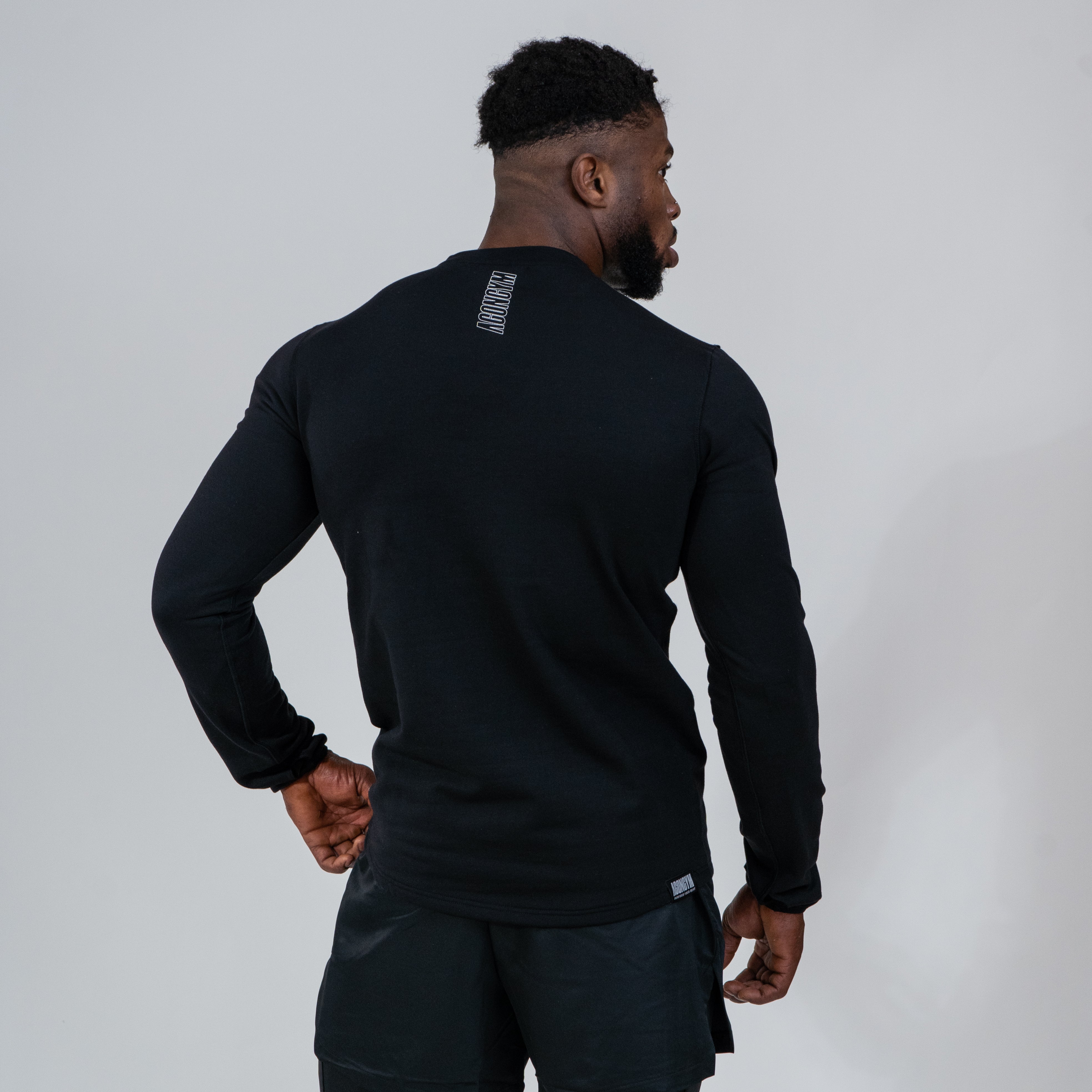 PRECISION PULLOVER - BLACK