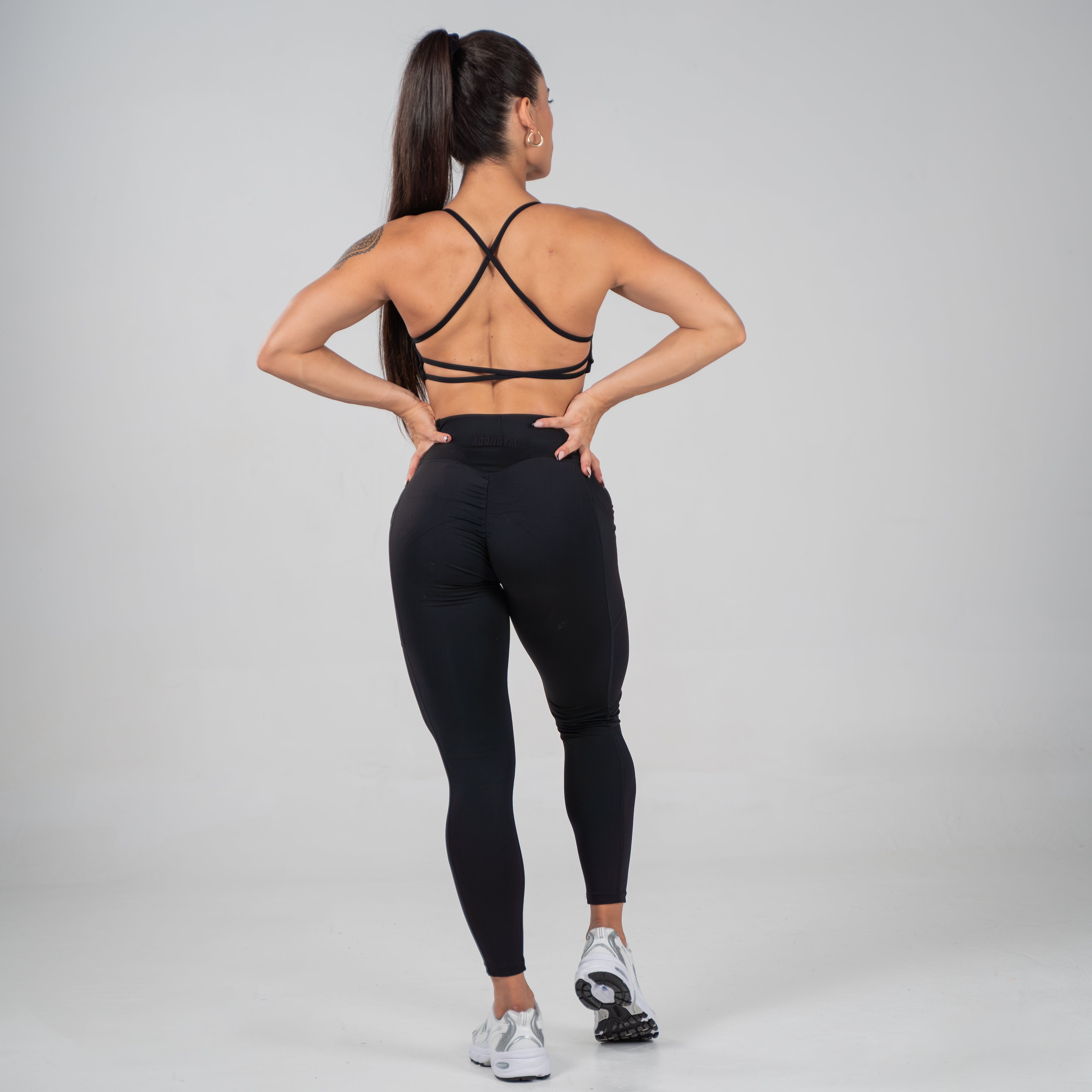 TOP BREEZE - BLACK
