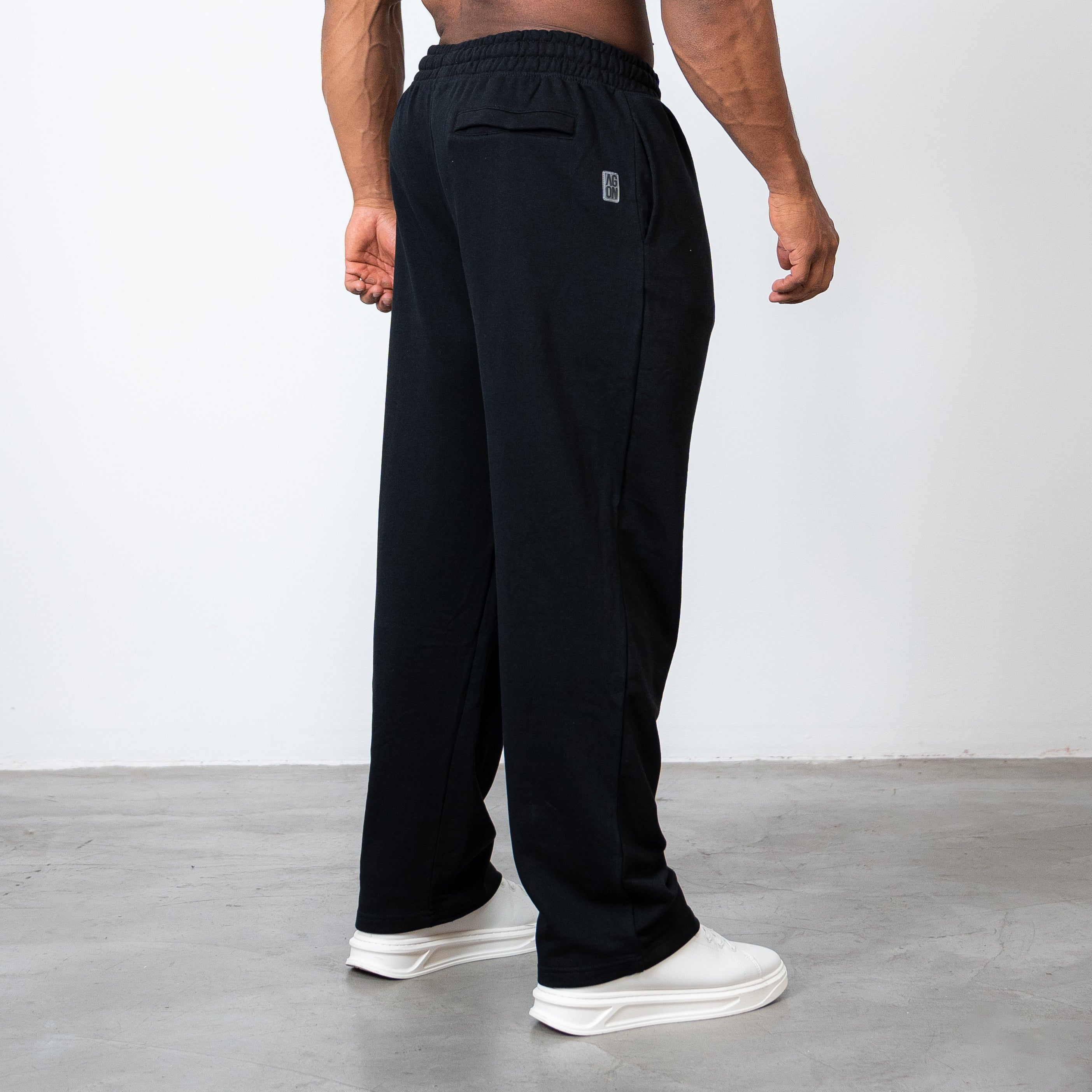 LIMITLESS JOGGER - BLACK