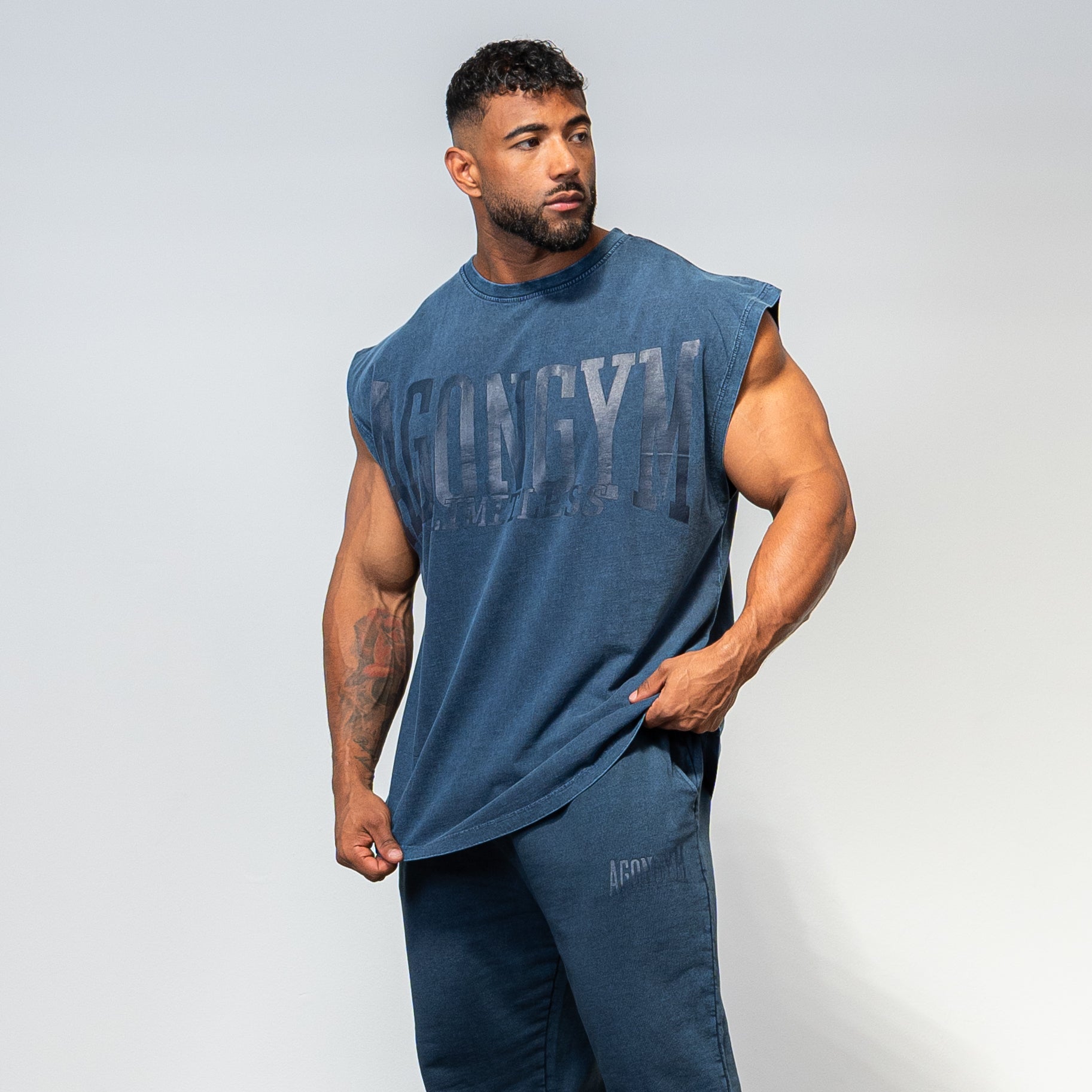 DARK OVERSIZE SLEEVELESS - DARK BLUE