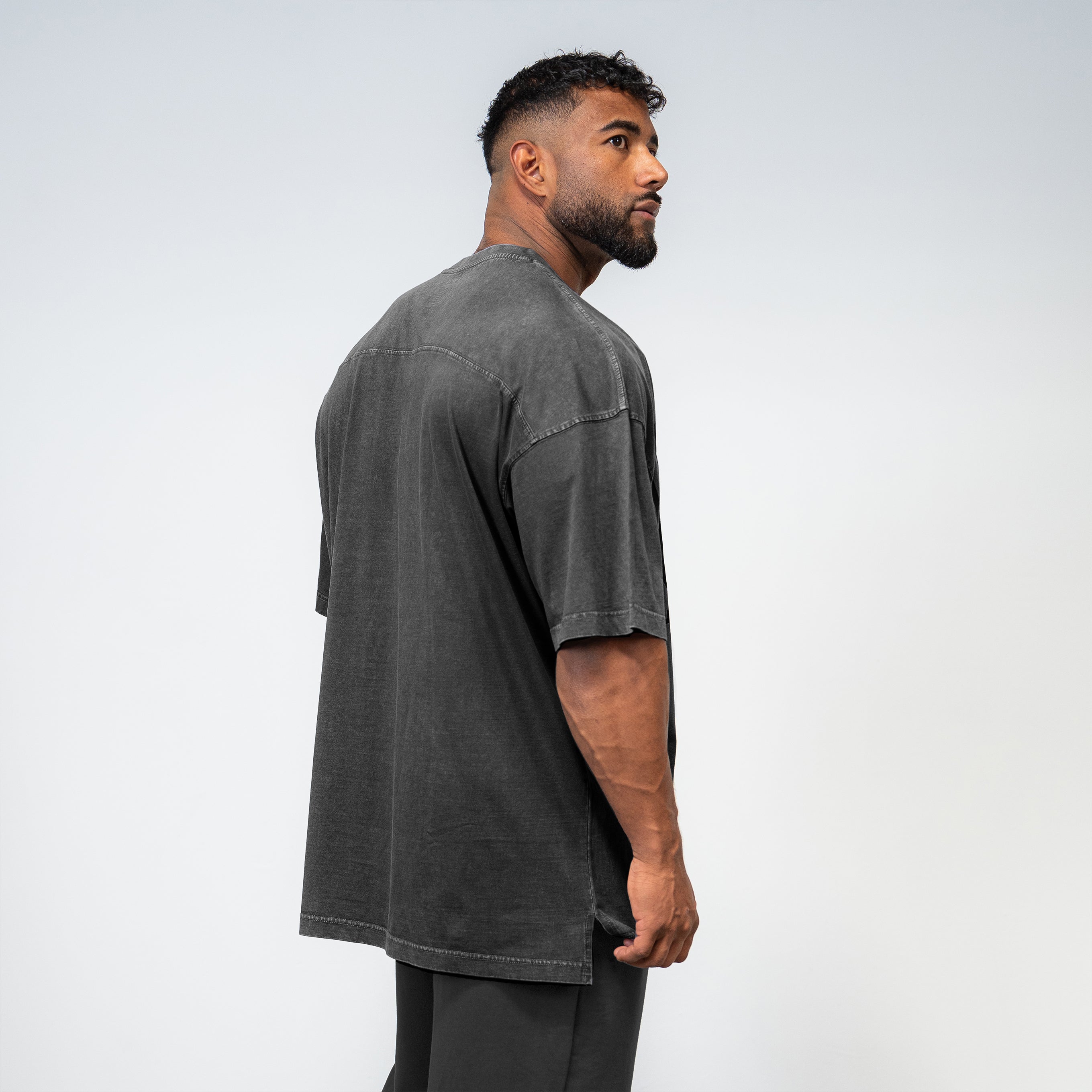 DARK OVERSIZE - DARK GREY