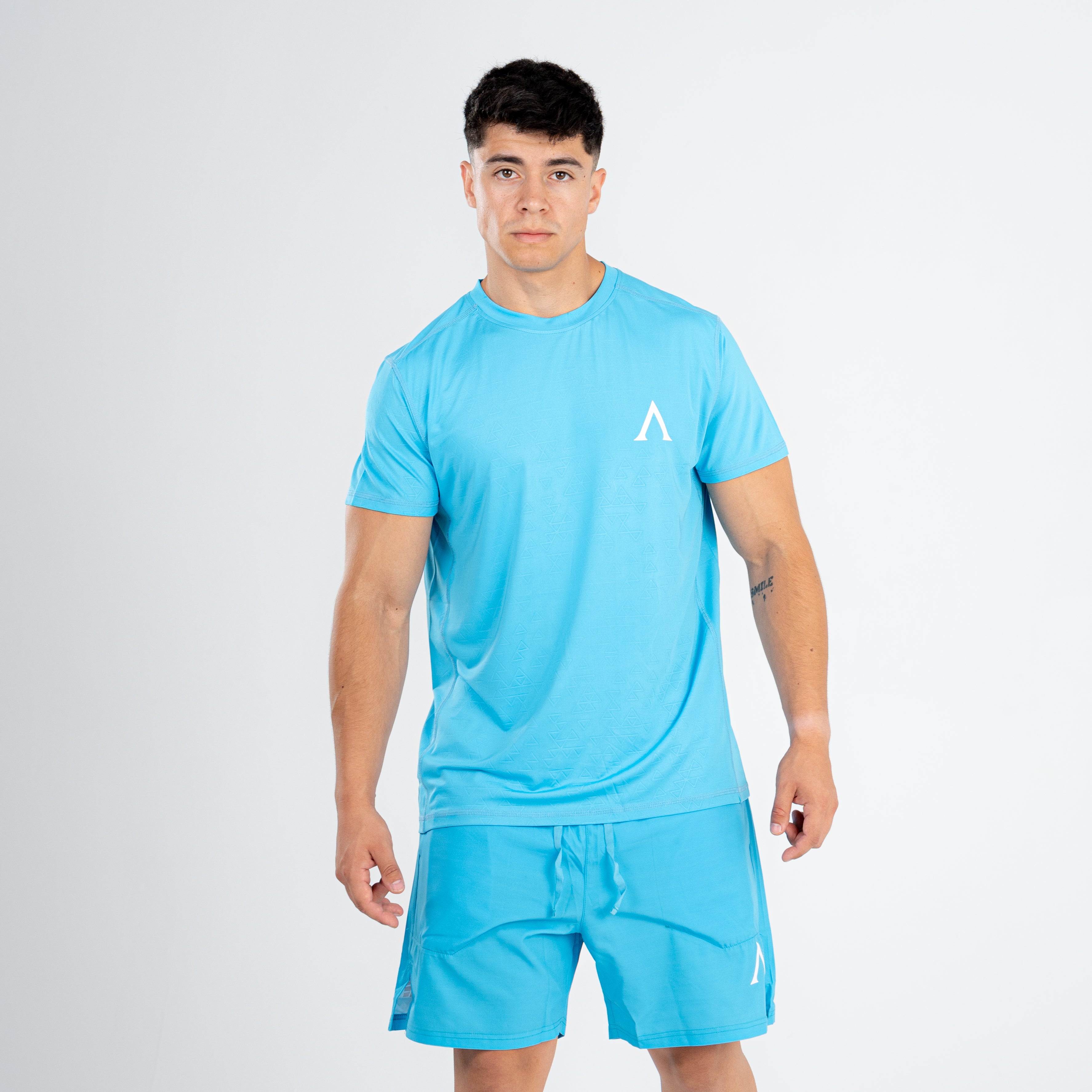 APEX PERFORMANCE T-SHIRT - MIAMI BLUE