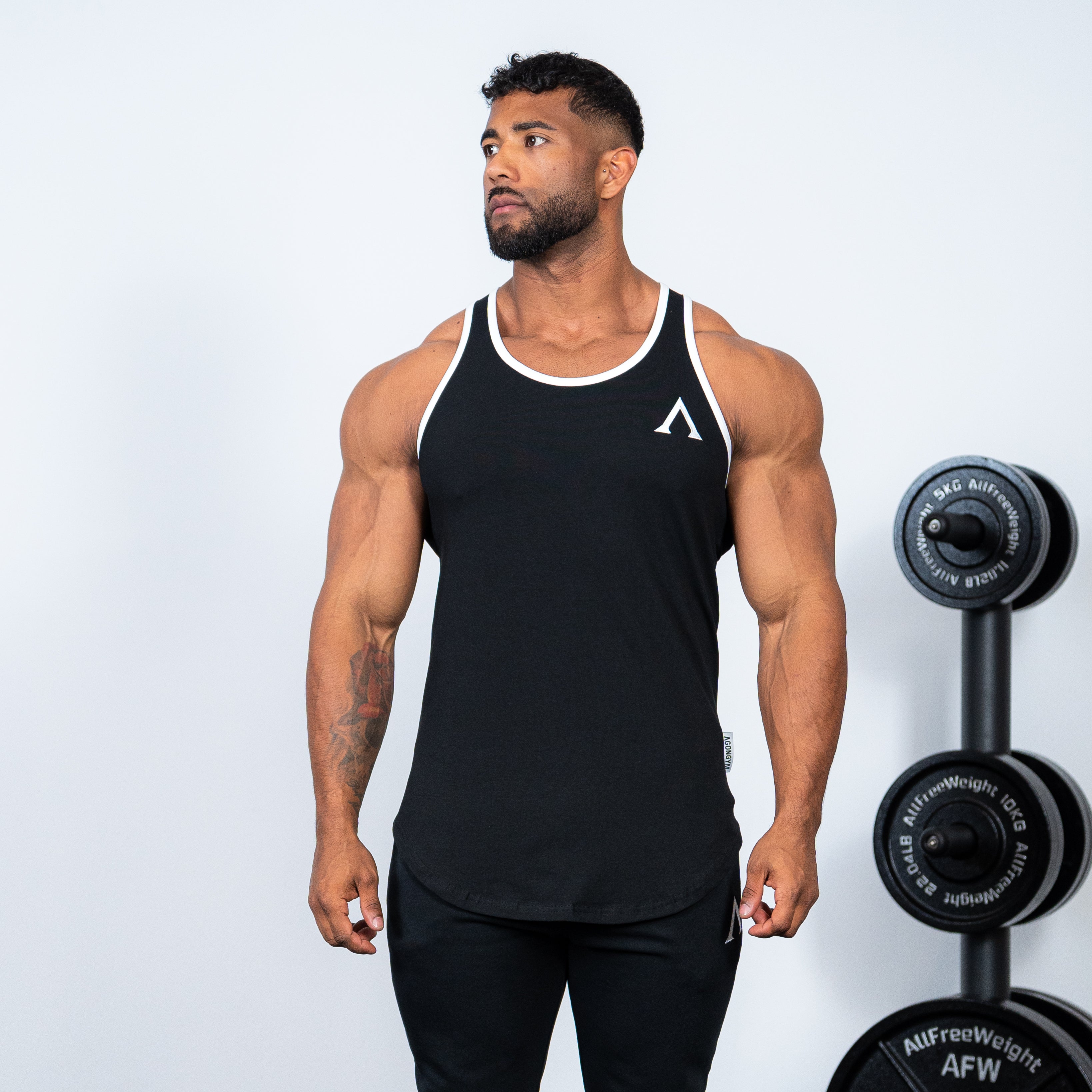 AESTHETIC STRINGER - BLACK/WHITE