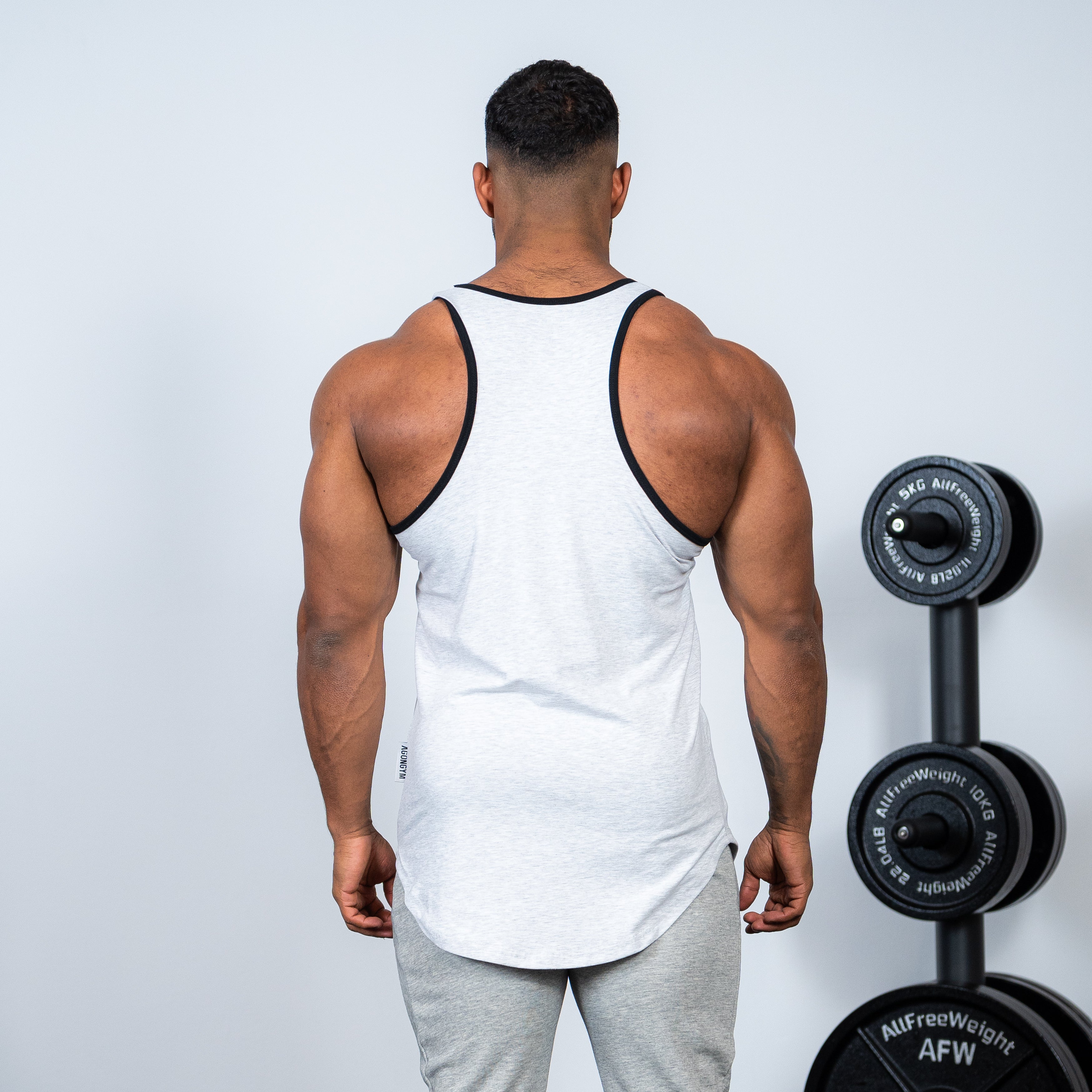 AESTHETIC STRINGER - WHITE/BLACK