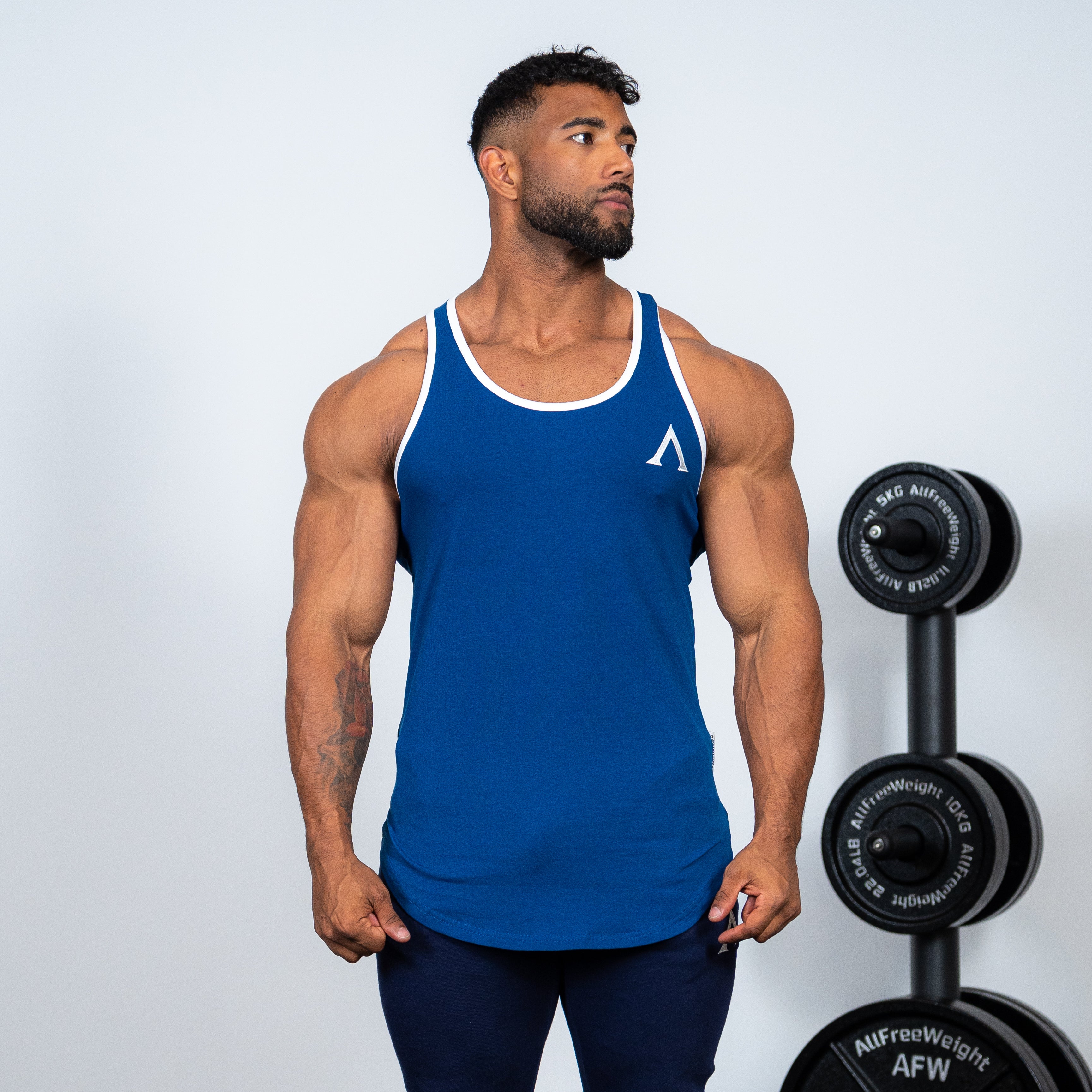 AESTHETIC STRINGER - NAVY