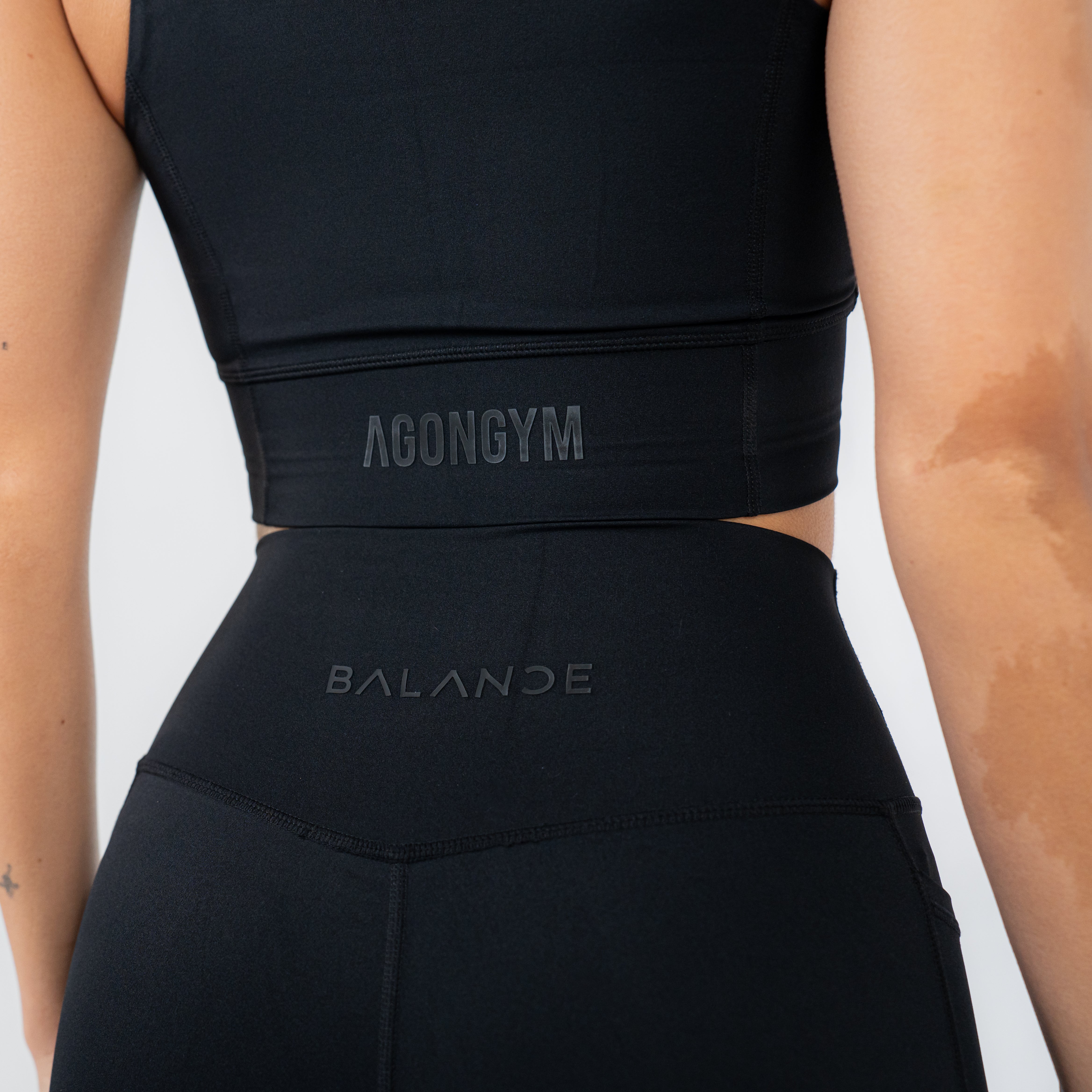 TOP BALANCE - BLACK