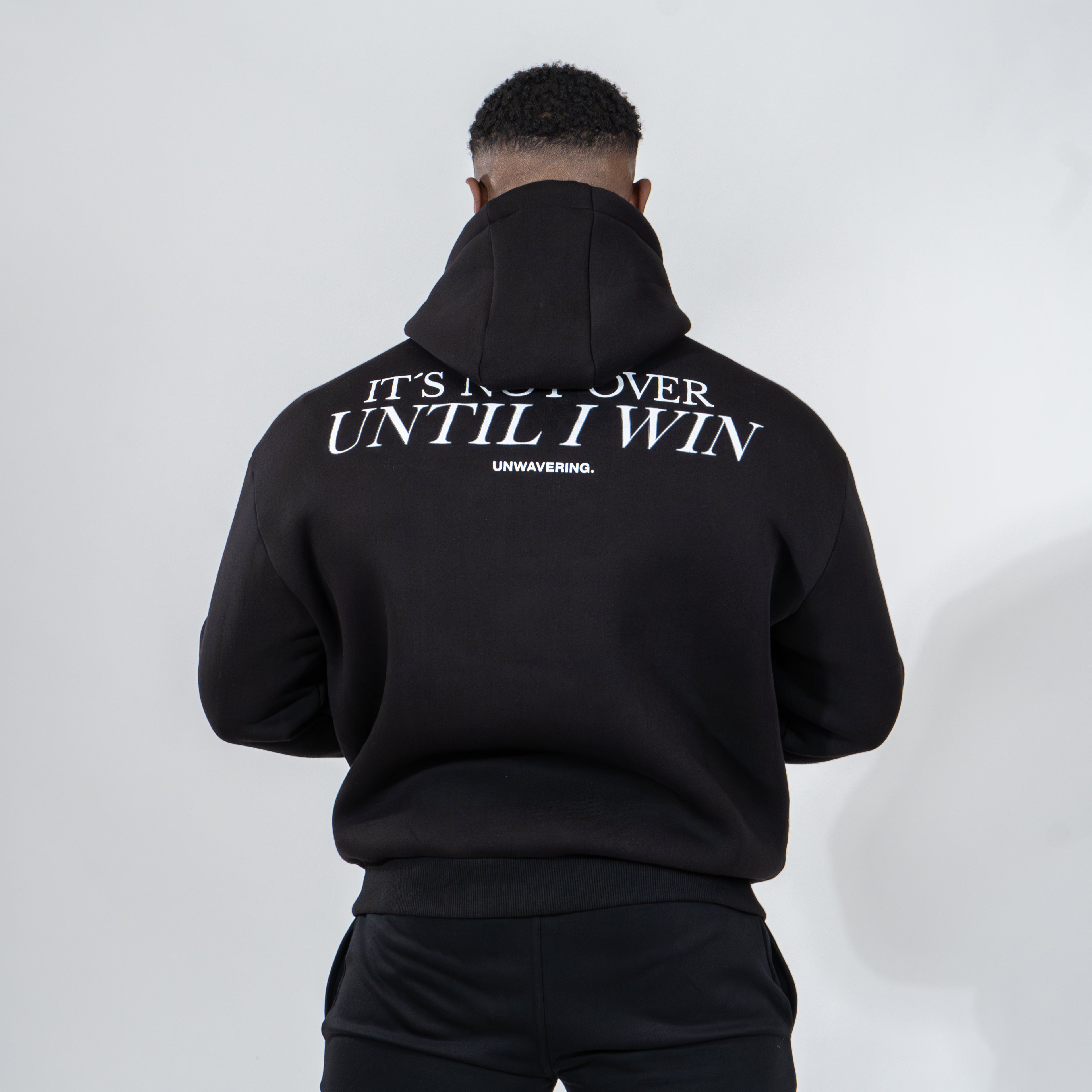 DISCIPLINE CLUB  HOODIE - BLACK