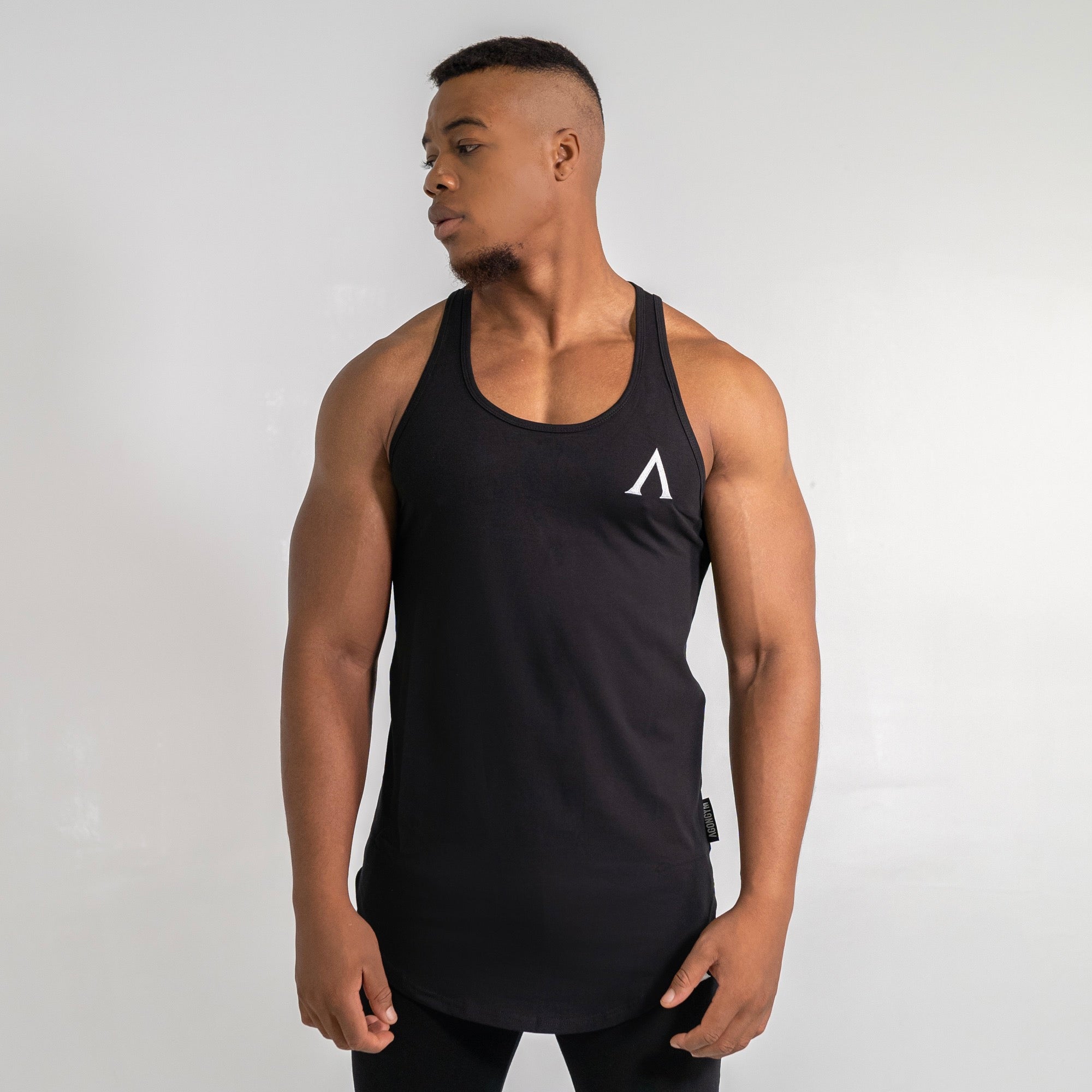 AESTHETIC STRINGER - BLACK